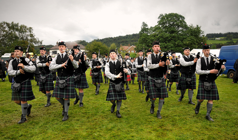 Cross-border bands unite to take on Juvenile and Grade 3