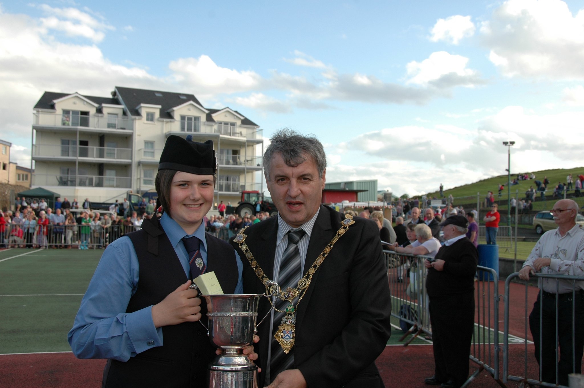 Emma McDowell accepting the trophy.