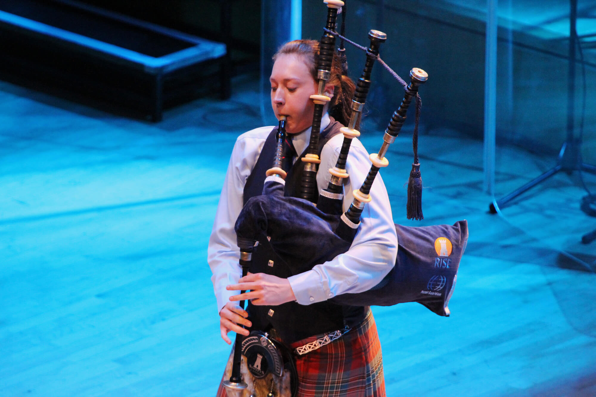 Winter storm bagpipes outlet
