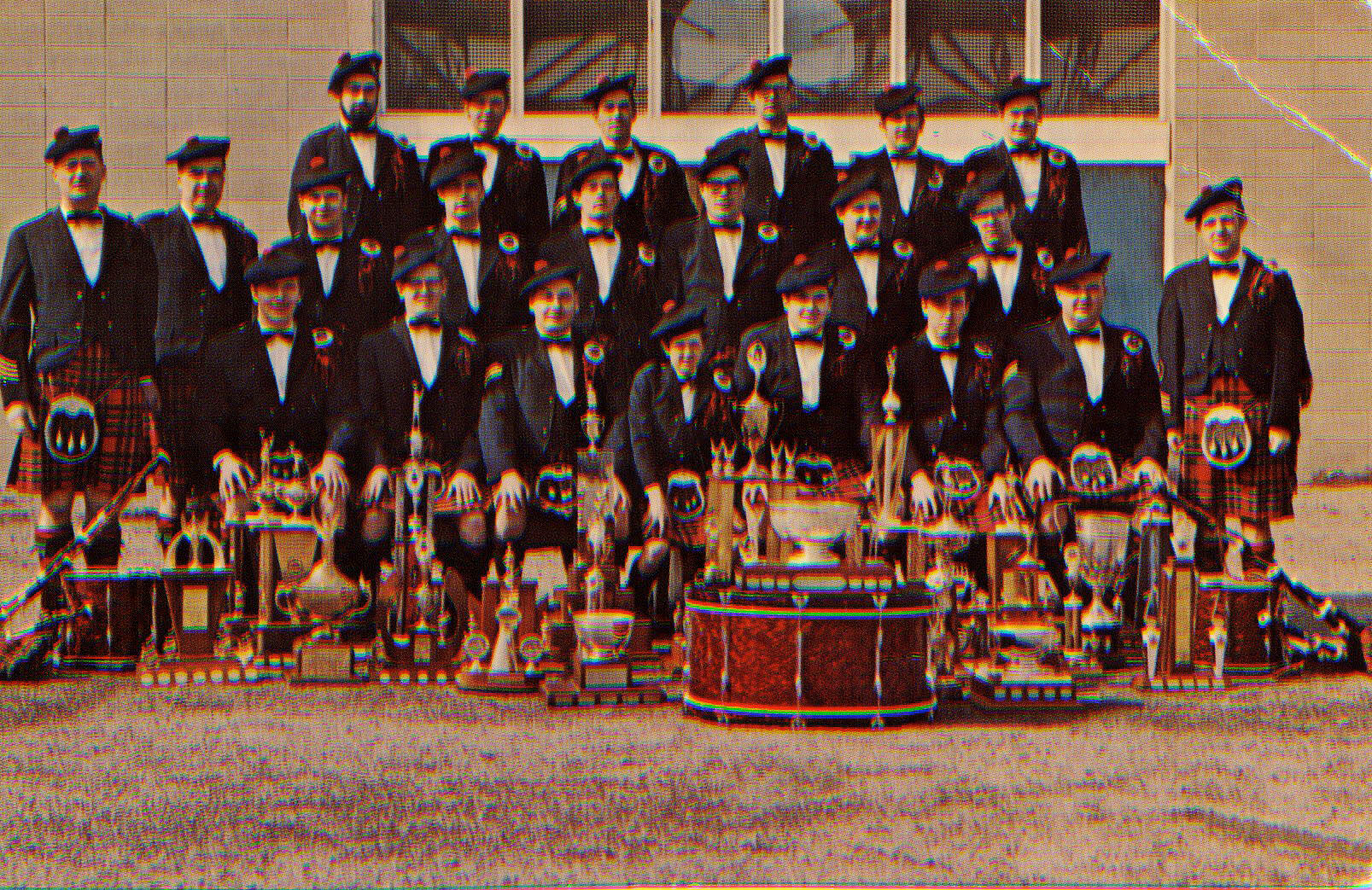 Clan MacFarlane in 1968. The band was now at 22 members.