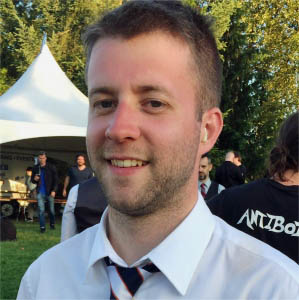 Alastair Lee