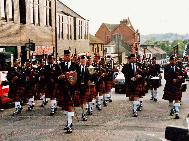 The Strathclyde Police after winning the 1990 British Championship at Bathgate, Scotland.