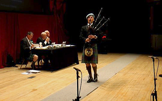 Nick Hudson tuning before launching into his Gold Medal-winning "Lament for the Laird of Anapool" at Inverness.