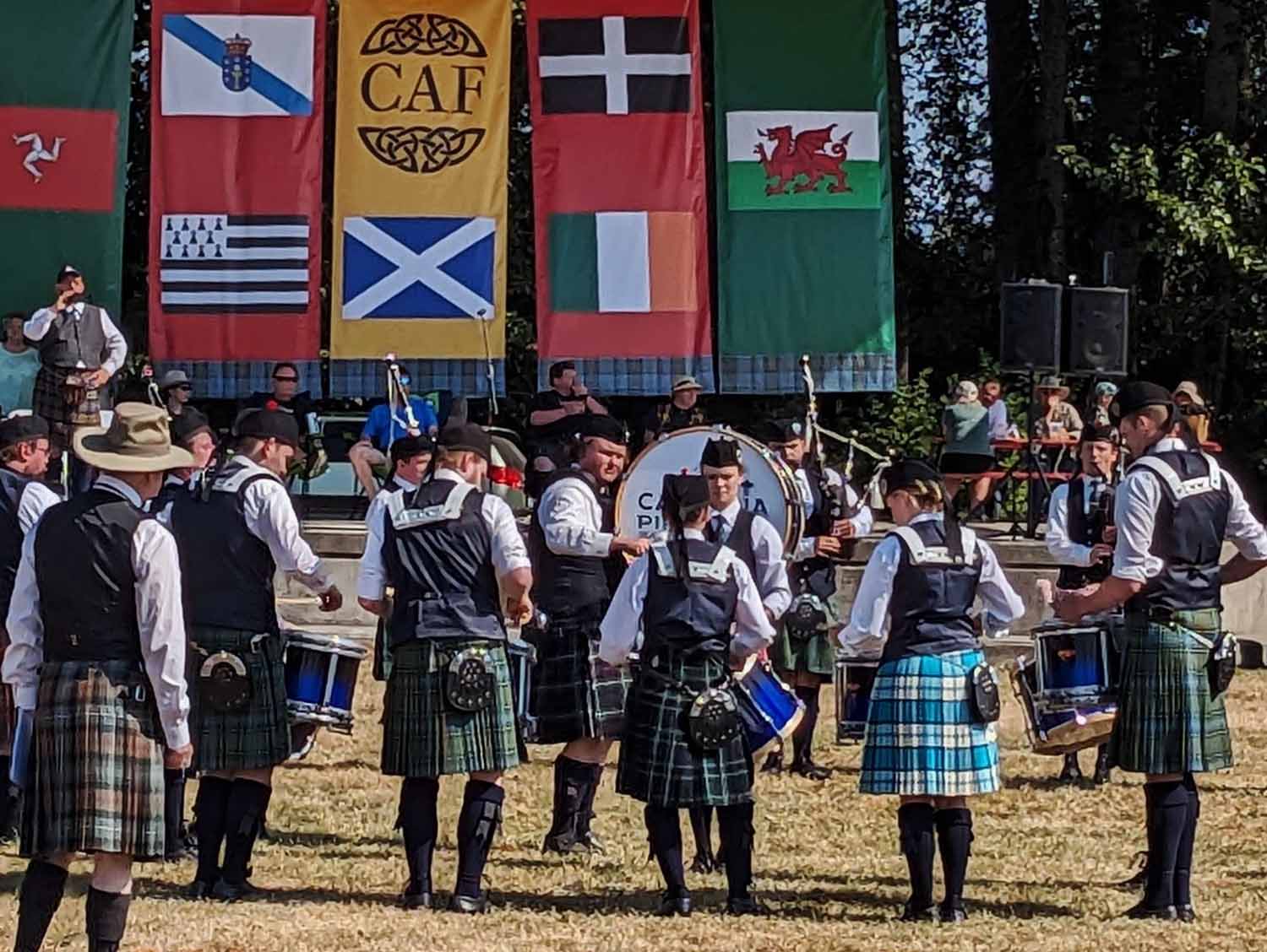 Cascadia playing in the Grade 2 competition at the 2023 Skagit Valley Highland Games & Celtic Festival.
