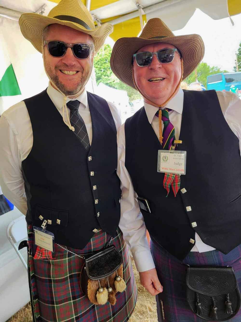 Judges Finlay MacDonald and Willie McCallum all set to beat the strong sun at Skagit Valley.