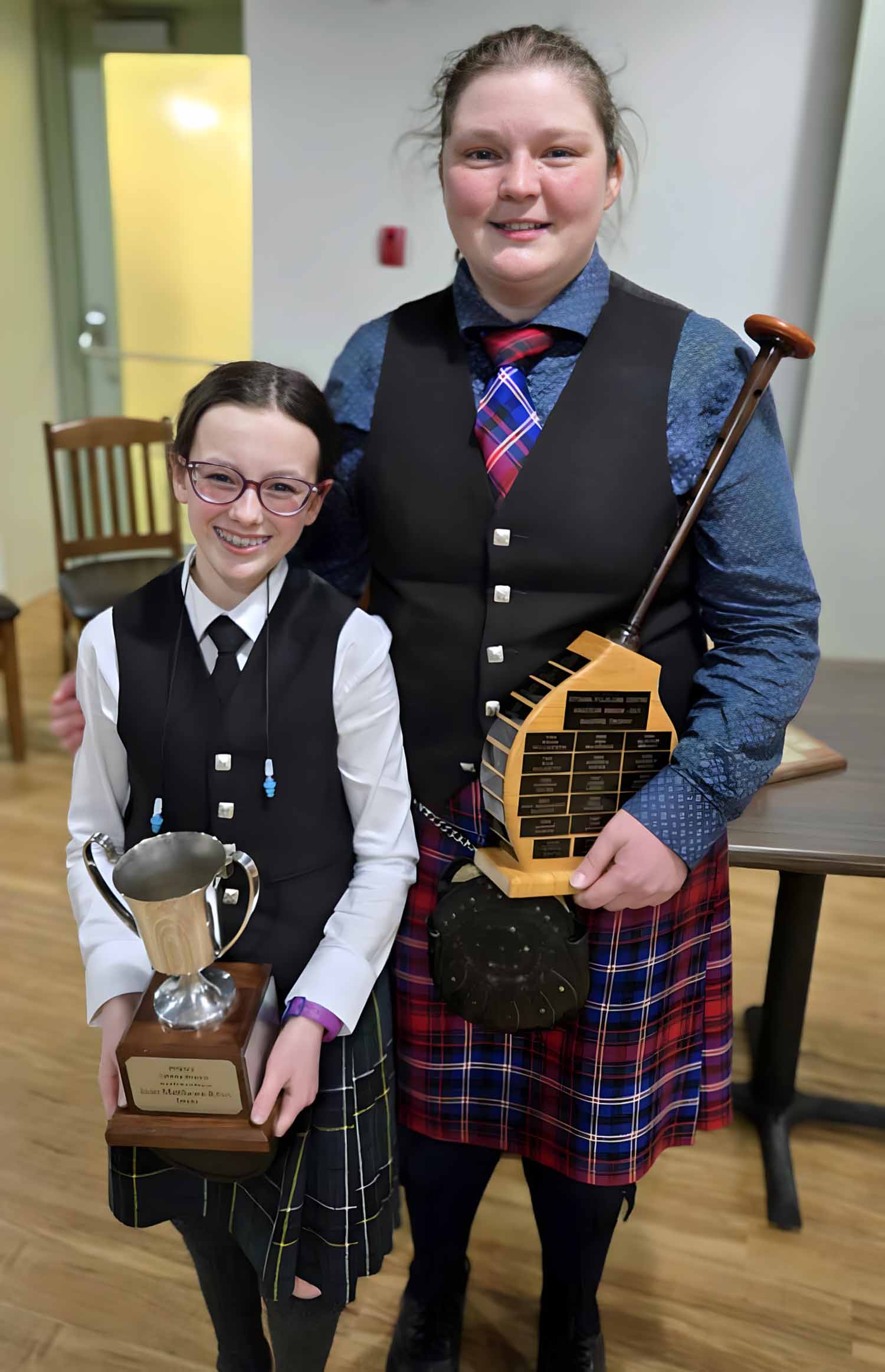 Erin Bell (right) with Gabby Douct, winners at the 2025 Ottawa Amateur Knockout