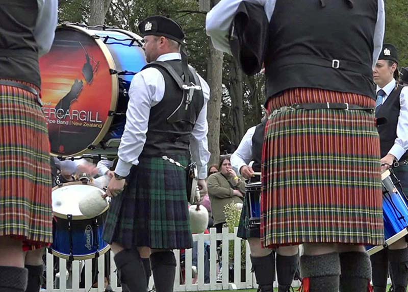 Full-time piping/drumming teaching jobs available in New Zealand
