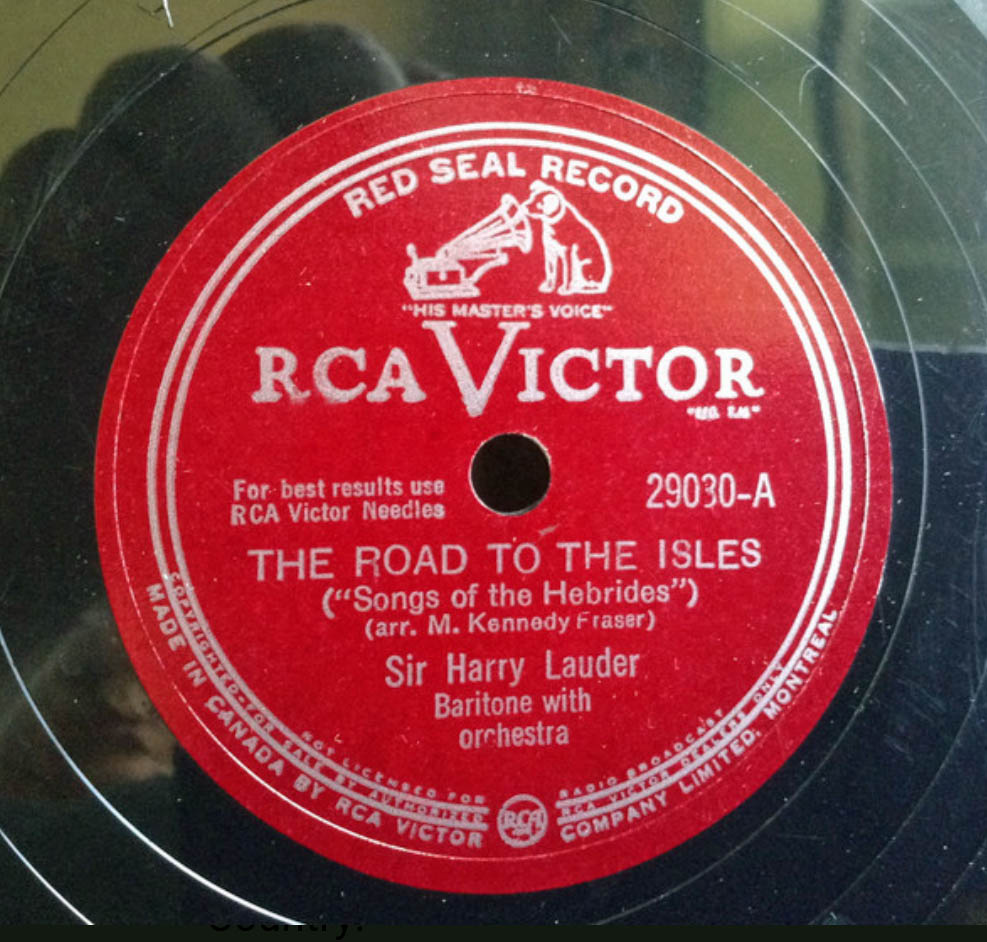 The RTCA Victor (Canada) label from Lauder's recording of John McLellan's "The Road to the Isles" crediting M. Kennedy Fraser as the arranger.