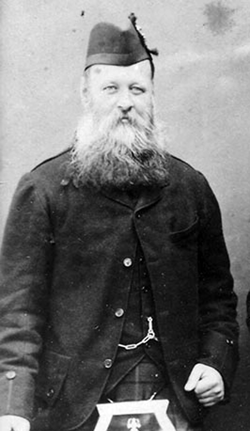Donald MacKay, 1879