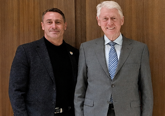 Sean McKeown on the job protecting President Bill Clinton