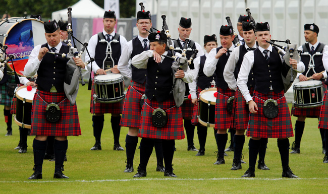 Members of the Toronto Police Pipe Band at the line in the MSR qualifying round at the 2015 World Championships.