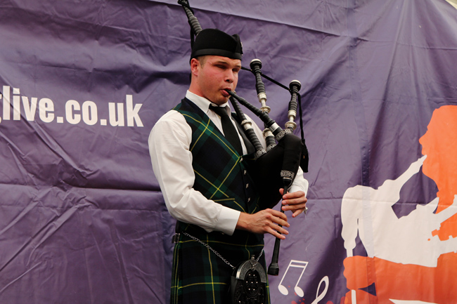 San Diego-based piper Austin Diepenhorst competing in the 2016 edition of Pipe Idol.