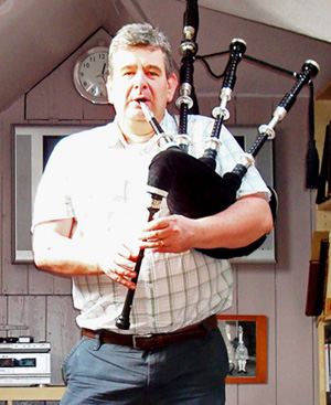 Colin MacLellan
