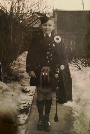 A very young Reay Mackay.