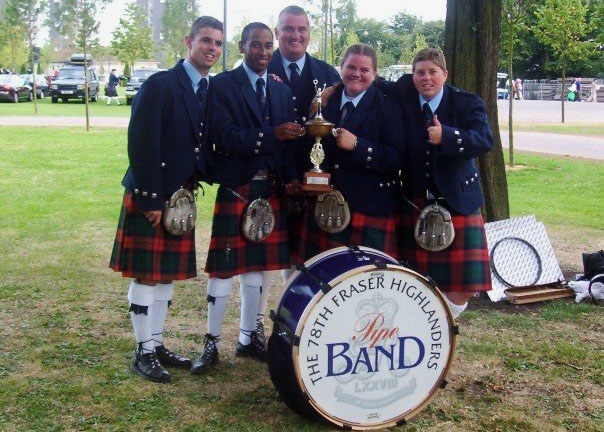 The 78th Fraser Highlanders mid-section after winning an Ontario event. L-R Tyler Fry, Art Peters, Craig Colquhoun, Emily McLeod, Reagan Jones.