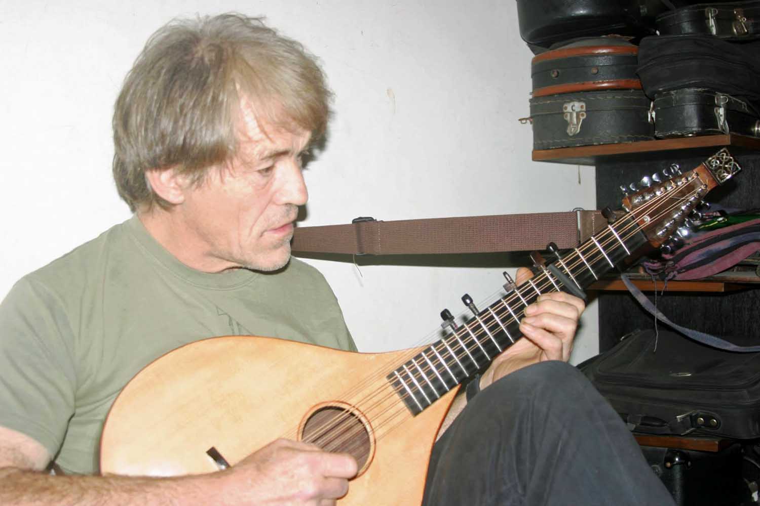 Nigel Richard was an accomplished player of many instruments.