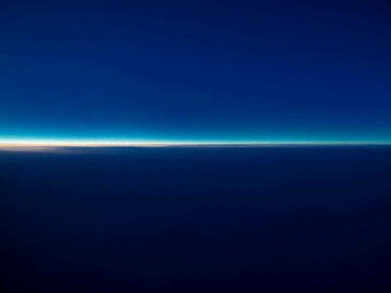 One line on the horizon.