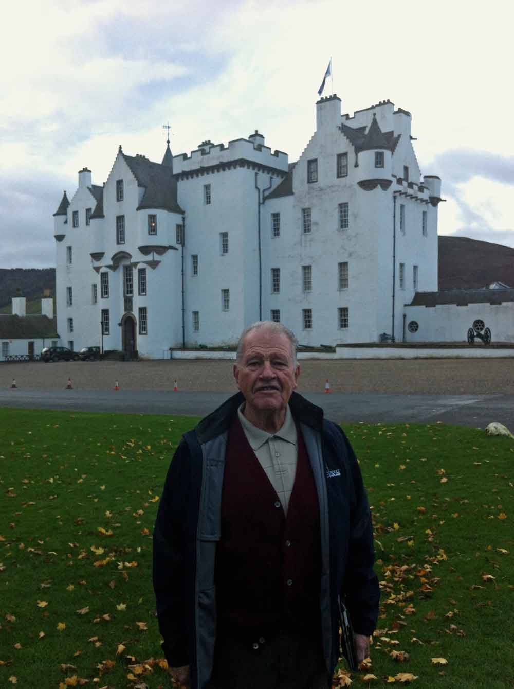 John MacDonald at Blair Castle in 2016, the year his son Ian won both Highland Society of London Gold Medals.